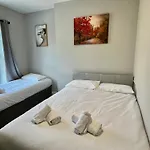 Shamrock Inn