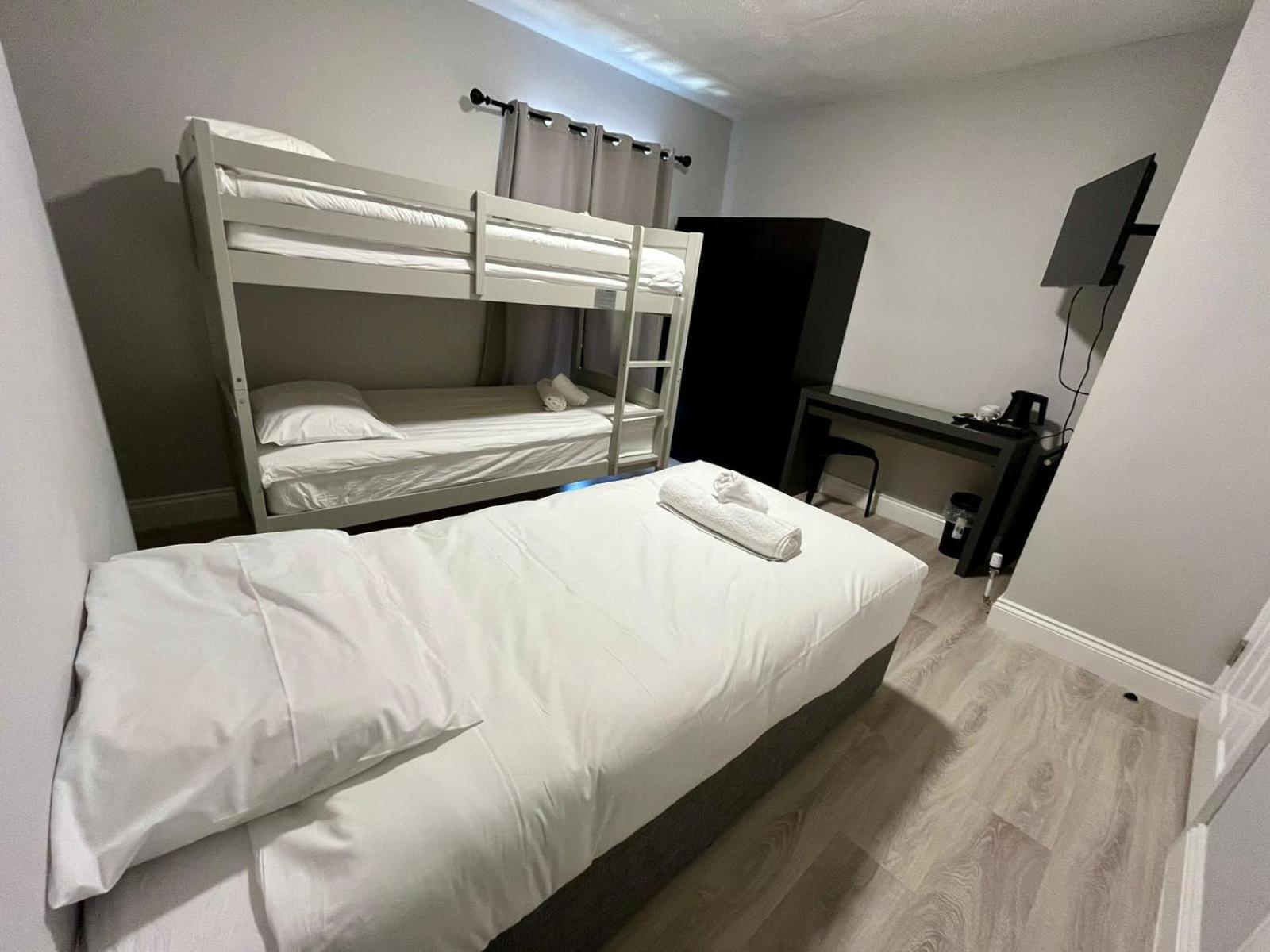 Shamrock Guest house